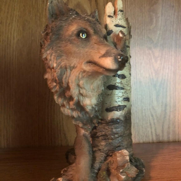 🎅🏽Wolf Ornament - Picture 4 of 4